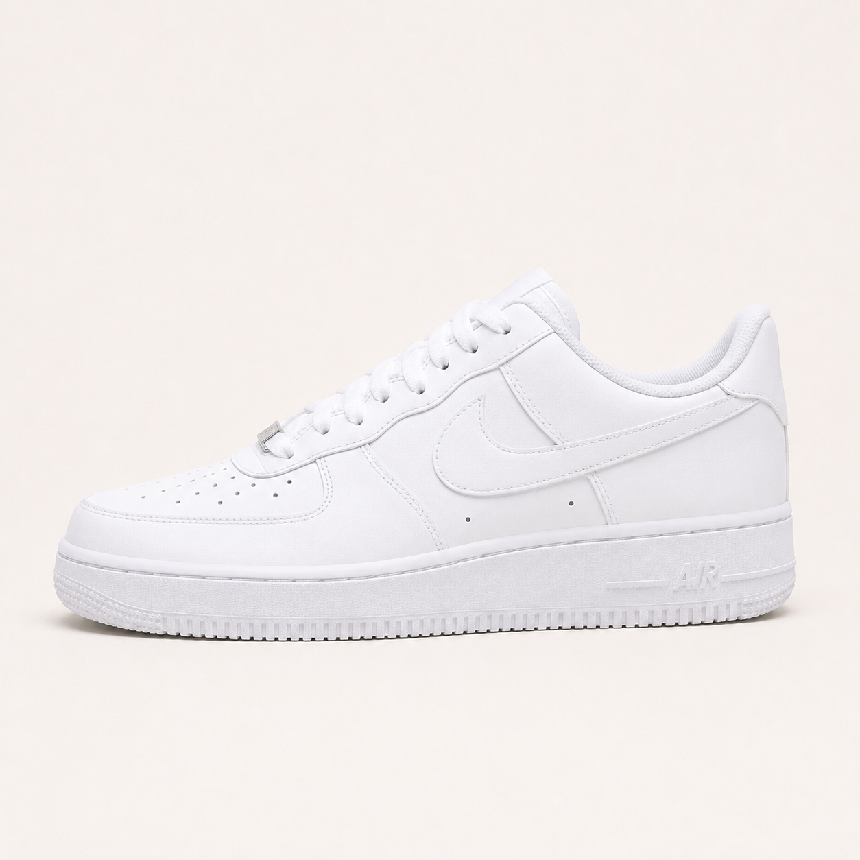 Tenis Nike Air Force 1'07 - Image 2